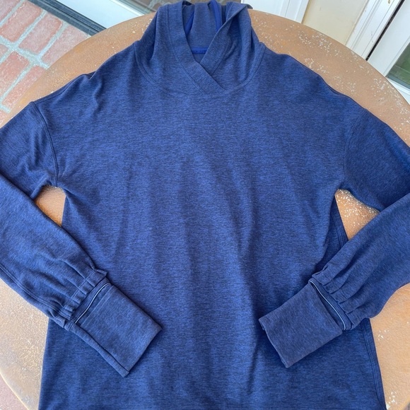 Lululemon cozy navy blue running hoodie sz s - Picture 4 of 6